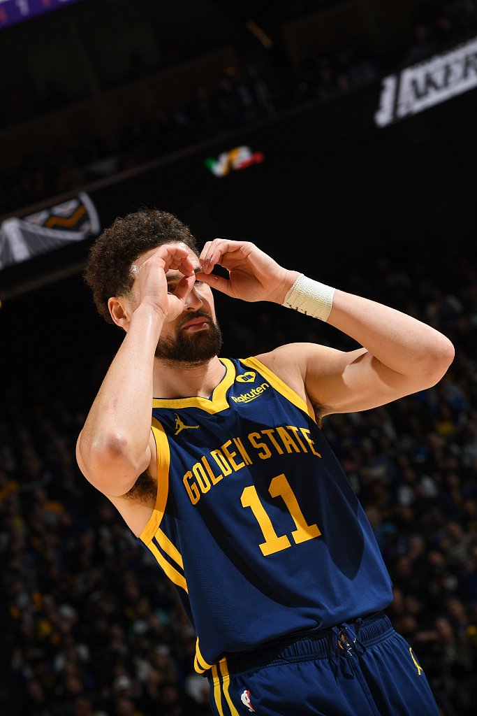 翻牌前弃牌其实也是进攻（翻牌前的弃牌，亦是一种进攻策略）